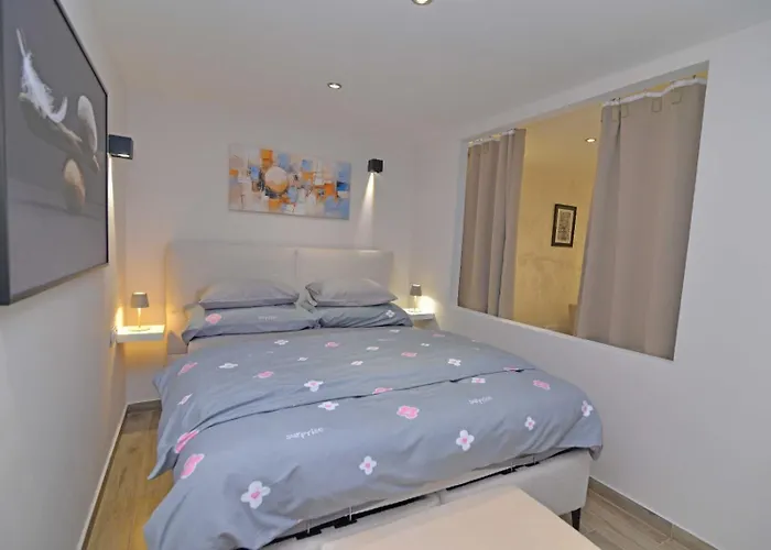 Apartment Lunastela *